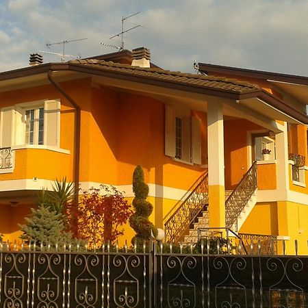 Camere In Collina Muscoline Esterno foto