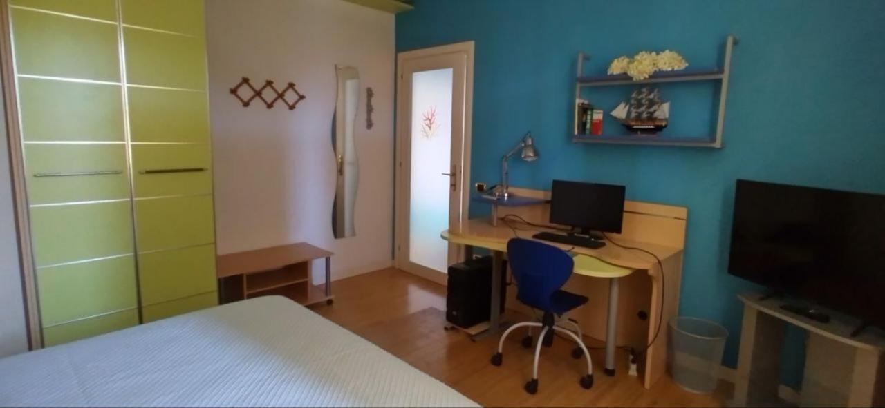 Camere In Collina Muscoline Esterno foto