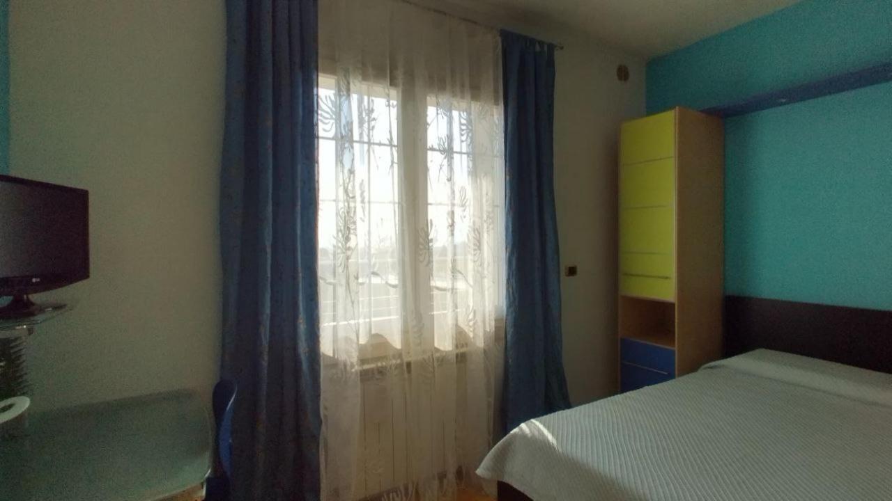 Camere In Collina Muscoline Esterno foto